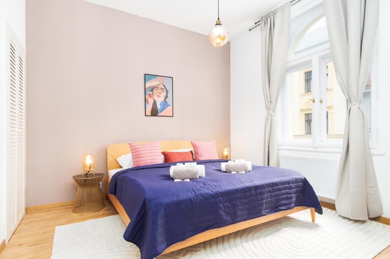 Days - Eclectic In Trendy Area Appartamento Praga
