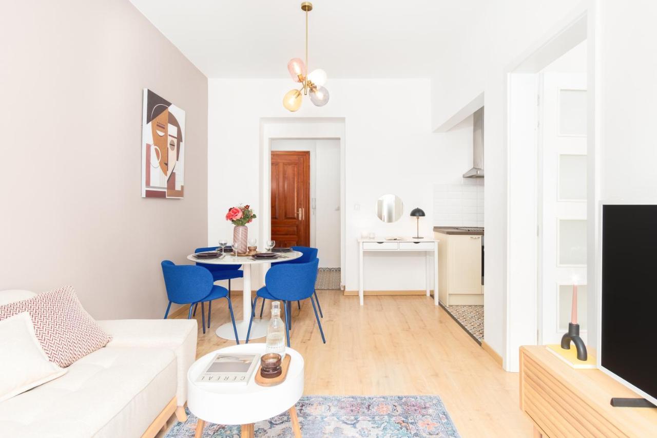 Days - Eclectic In Trendy Area Appartamento